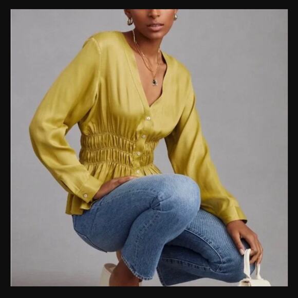 Anthropologie Satin Blouse in Size Large - Moss Color - Picture 2 of 6
